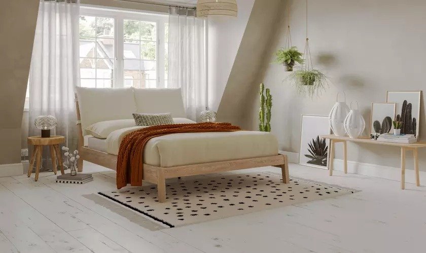 dreams-minimalist-bedroom-matisse-bed