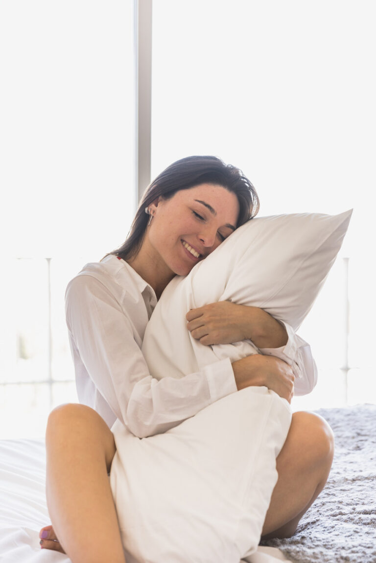 Why Should You Sleep With a Pillow Between Your Legs? The Sleep Matters Club
