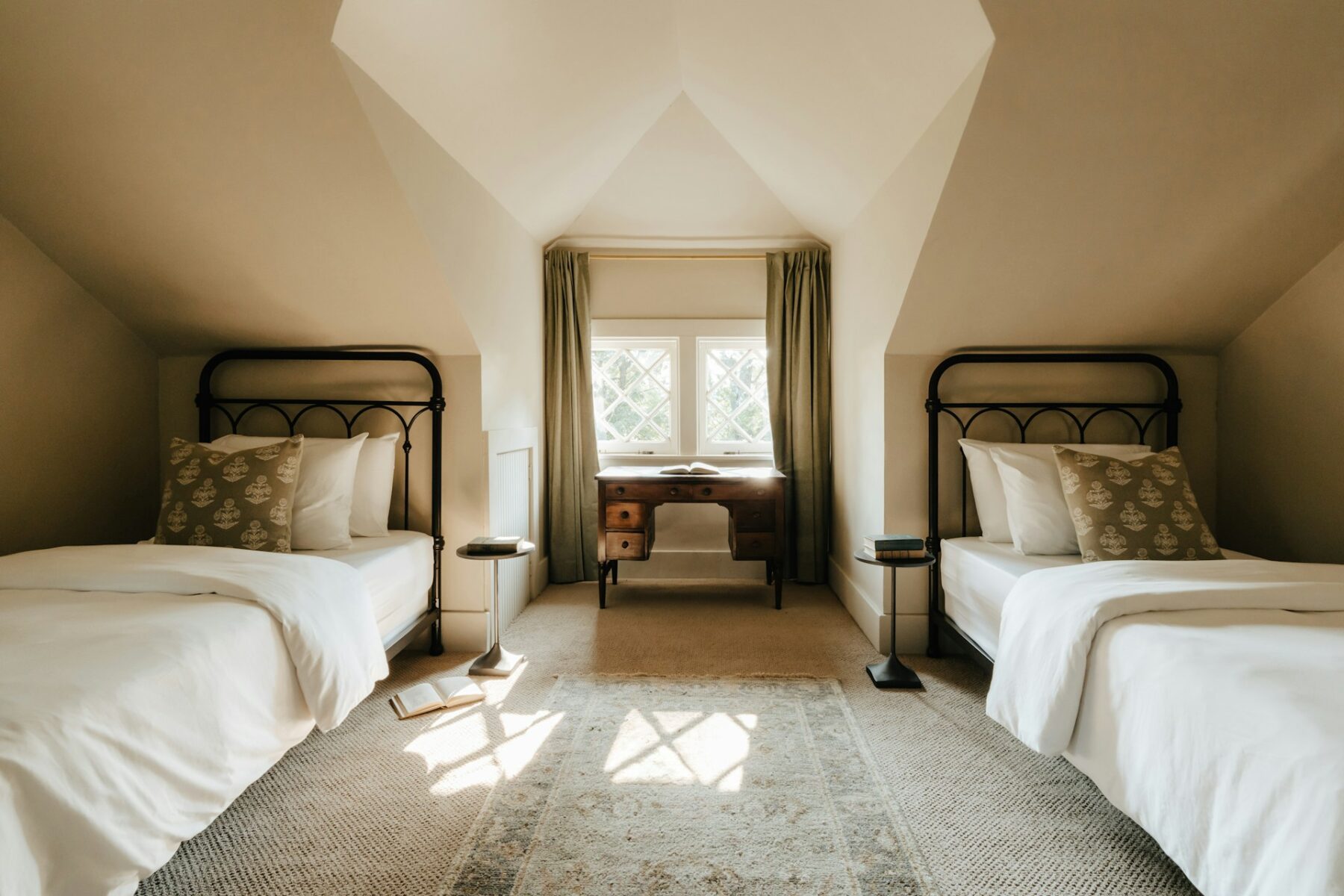 Sleep divorce