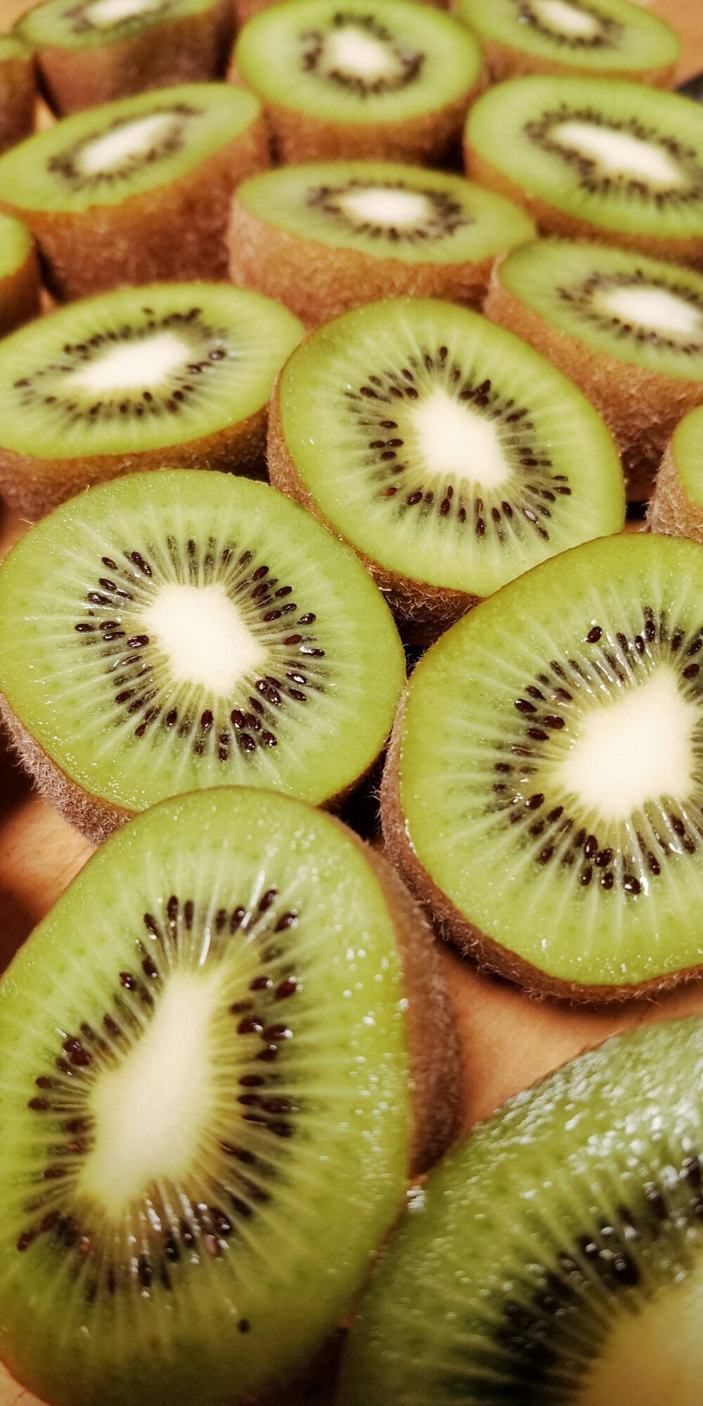 Kiwi slices